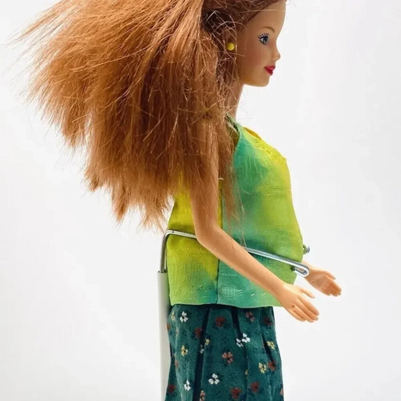 MATTEL BARBIE Doll Blonde Red Hair Blue Eyes Green Top & Skirt Outfit 12" Tall - Picture 7 of 12